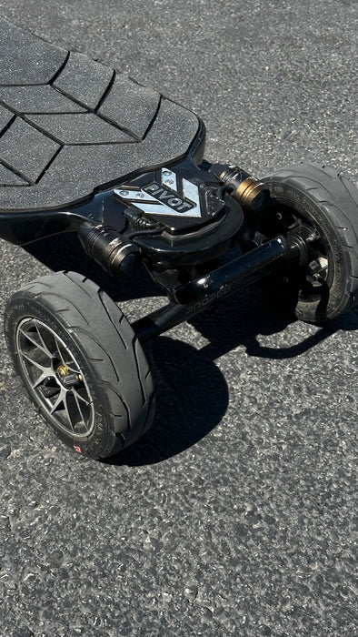 Propel Pivot S Electric Skateboard