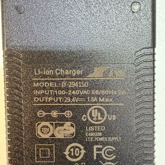 Charger 12s 50.4v 2a - 134
