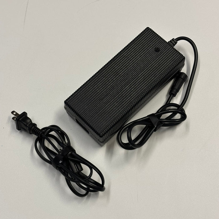 12S 2.5A Charger - 111