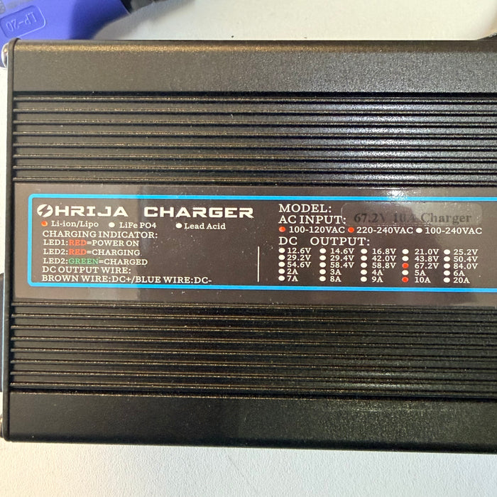 Charger 16S 67.2V 10A - 152/151