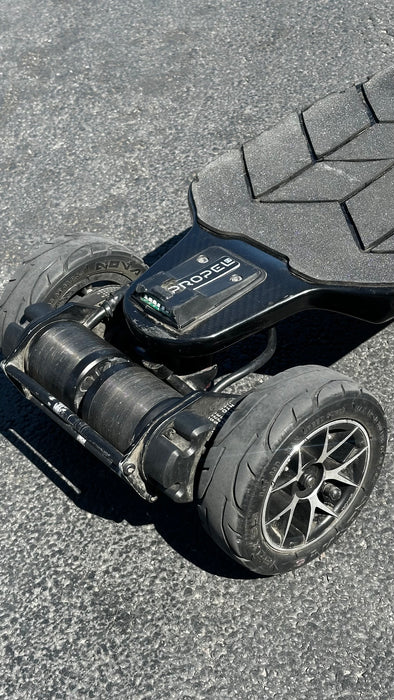 Propel Pivot S Electric Skateboard