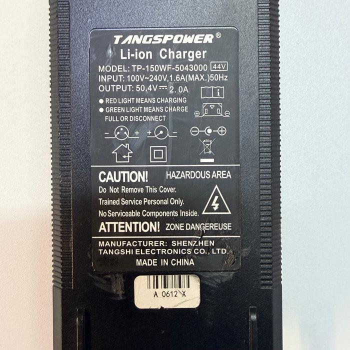 Charger 12S 50.4V 2a