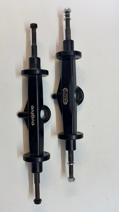 DKP (Double Kingpin) Rear Hanger - 001