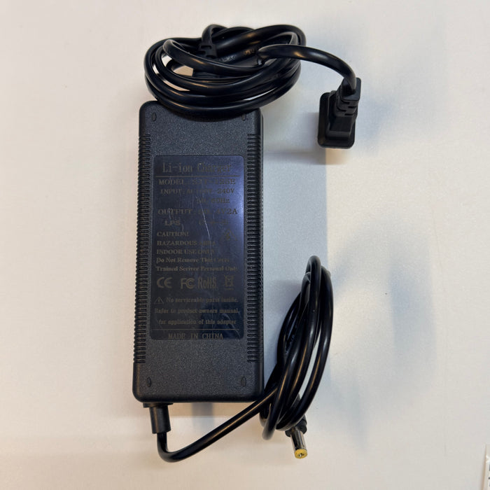 Charger 12s 50.4v 2a - 132