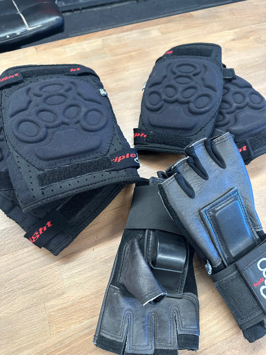 Triple Eight Pads + Gloves Set [USED-031]